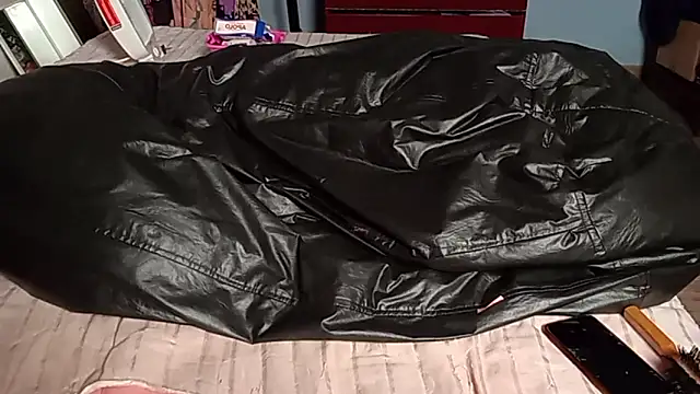 Ruiva40tona online show from April 8, 2026, 1:45 pm