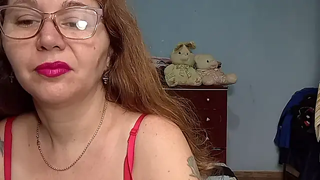 Snapshot of Ruiva40tona chatting on July 14, 2026, 5:08 pm Ruiva40tona online show from July 14, 2026, 5:08 pm
