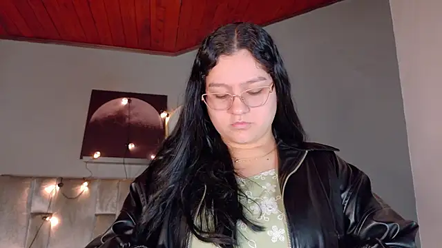 AmatistaSky   online show from June 12, 2026, 11:41 am