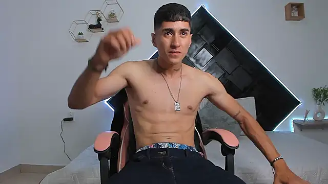 Dark Valentino  online show from March 17, 2026, 2:47 am