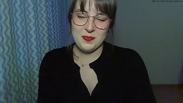 ClaraHard online show from May 18, 2026, 6:12 pm