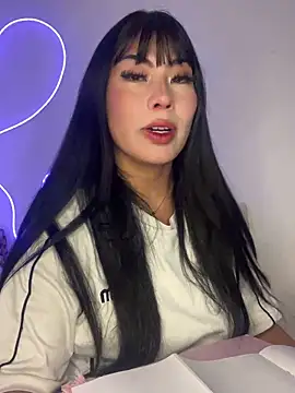 Snapshot of Jade-Naughty chatting on June 13, 2026, 11:45 pm Jade-Naughty online show from June 13, 2026, 11:45 pm