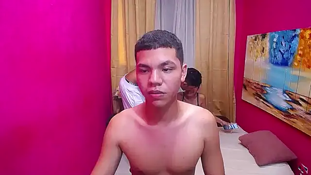 hotsex couple online show from March 17, 2026, 7:17 pm