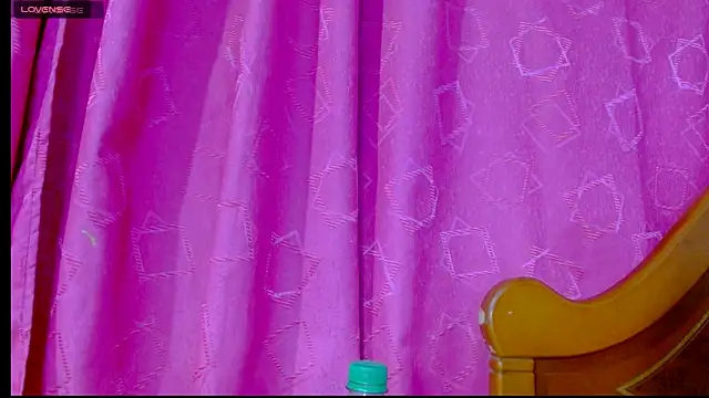 taliana mateus online show from April 26, 2026, 8:22 am