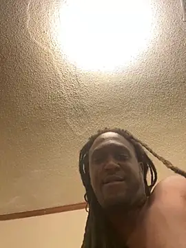 Snapshot of Kings0318 chatting on April 4, 2026, 1:23 am Kings0318 online show from April 4, 2026, 1:23 am