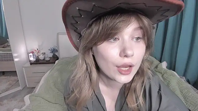 JennyHardy online show from July 4, 2026, 3:27 pm