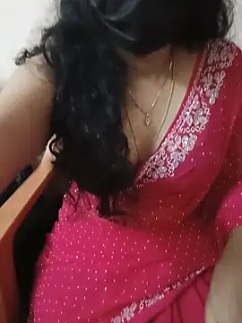 Sunitha28 online show from May 19, 2026, 5:31 pm