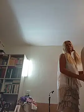 ViktoriaSexi1 online show from July 14, 2026, 7:31 pm