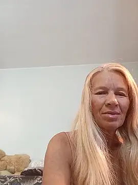 ViktoriaSexi1 online show from June 7, 2026, 7:52 pm