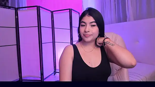 Snapshot of HannaLee333 chatting on March 12, 2026, 12:05 am HannaLee333 online show from March 12, 2026, 12:05 am