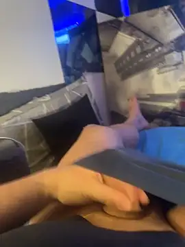 Snapshot of MatthewEmme2121 chatting on March 18, 2026, 11:05 pm MatthewEmme2121 online show from March 18, 2026, 11:05 pm