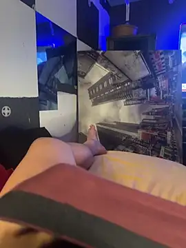 MatthewEmme2121 online show from July 25, 2026, 11:11 pm
