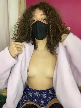 Ravennaaaaa online show from June 1, 2026, 4:35 am