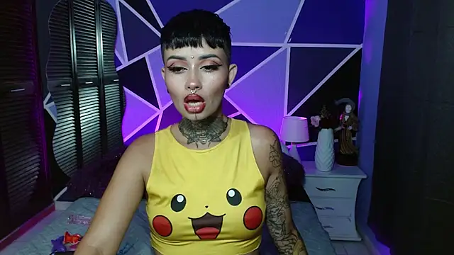 Sol Baker online show from April 6, 2026, 3:13 am