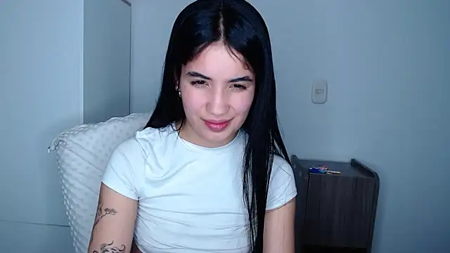 Lucy engel online show from April 23, 2026, 2:29 am