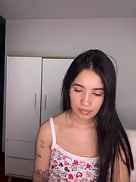 Snapshot of Lucy_engel chatting on May 27, 2026, 12:31 am Lucy engel online show from May 27, 2026, 12:31 am