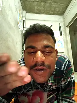 akshat234556 online show from March 28, 2026, 4:41 pm