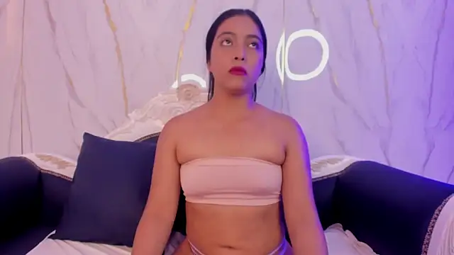 Snapshot of AlysonShy chatting on March 21, 2026, 5:39 pm AlysonShy online show from March 21, 2026, 5:39 pm