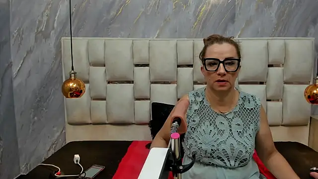Snapshot of Milf_Drip chatting on May 24, 2026, 2:39 pm Milf Drip online show from May 24, 2026, 2:39 pm