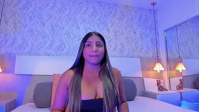 Snapshot of Emma_Carteer_1 chatting on March 9, 2026, 5:55 am Emma Carteer 1 online show from March 9, 2026, 5:55 am