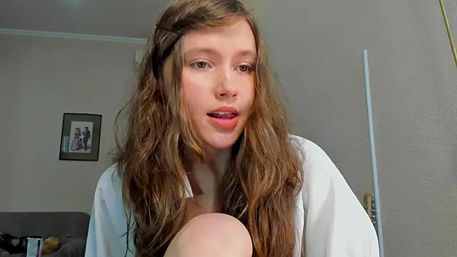Snapshot of MaryannSofts chatting on May 1, 2026, 1:16 pm MaryannSofts online show from May 1, 2026, 1:16 pm
