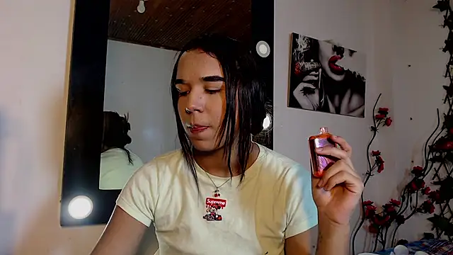 Snapshot of Candyy_doll__ chatting on June 3, 2026, 4:13 am Candyy doll online show from June 3, 2026, 4:13 am