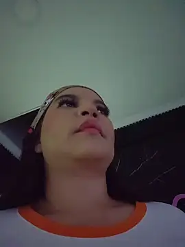 Pretty Julieta online show from March 30, 2026, 10:00 pm