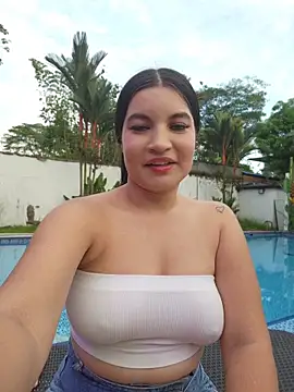 Pretty Julieta online show from April 23, 2026, 10:22 pm