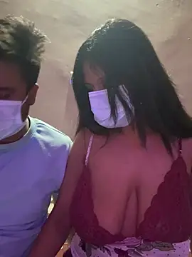 Snapshot of your_bhabhi_love chatting on March 5, 2026, 6:59 pm your bhabhi love online show from March 5, 2026, 6:59 pm