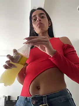 Snapshot of leilani_X chatting on May 14, 2026, 12:46 pm leilani X online show from May 14, 2026, 12:46 pm
