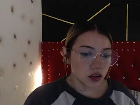 danielawidx online show from March 12, 2026, 12:16 am