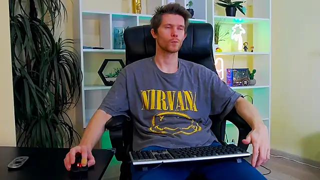 Eddie Baker online show from April 10, 2026, 8:43 am