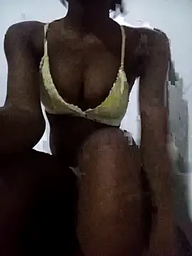 Snapshot of Slim_cake chatting on April 5, 2026, 8:37 pm Slim cake online show from April 5, 2026, 8:37 pm