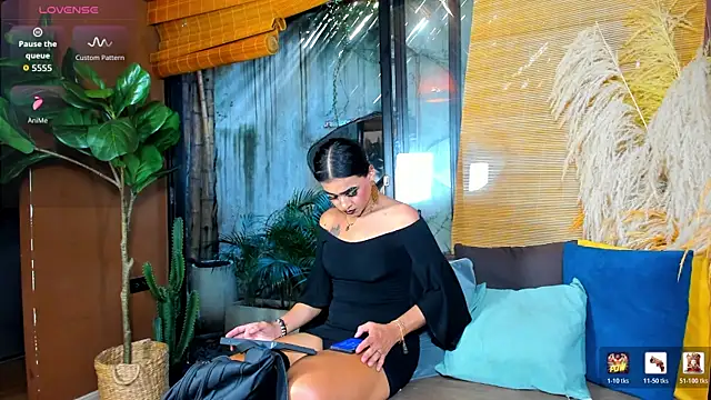 Snapshot of Sienna_Dark chatting on June 12, 2026, 8:50 pm Sienna Dark online show from June 12, 2026, 8:50 pm