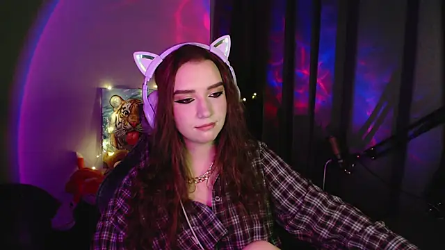 Celia Sensual  online show from June 8, 2026, 7:25 pm