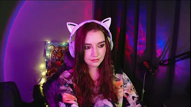Celia Sensual  online show from May 24, 2026, 8:20 pm