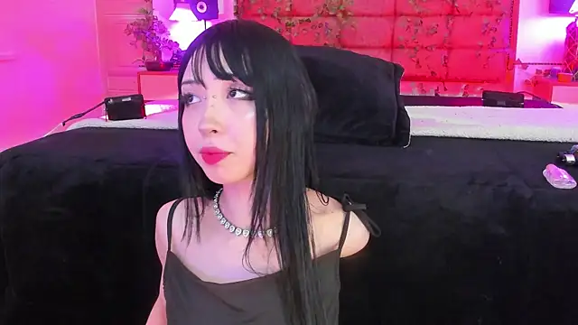 Vickmoon online show from July 29, 2026, 9:14 pm