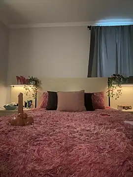 NikkiRylie online show from June 24, 2026, 10:29 pm