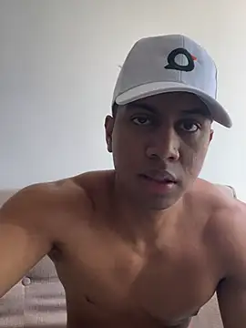 Snapshot of Paulcreewx chatting on March 21, 2026, 3:05 pm Paulcreewx online show from March 21, 2026, 3:05 pm