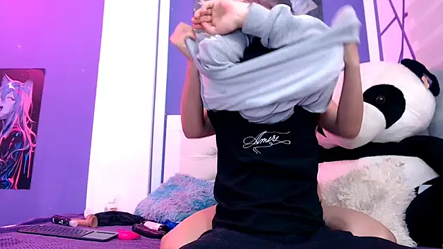 megan hot019 online show from April 27, 2026, 11:25 pm