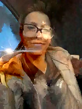 Snapshot of ManuelaX chatting on March 10, 2026, 6:34 pm ManuelaX online show from March 10, 2026, 6:34 pm