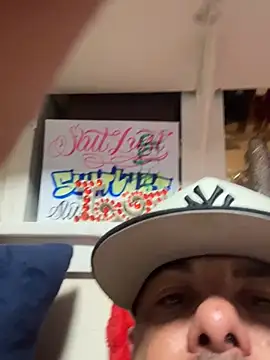 SALACIOUSTOPDOG online show from March 6, 2026, 5:02 am