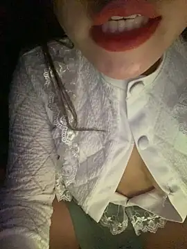 Snapshot of oki-nawa chatting on March 19, 2026, 5:35 pm oki-nawa online show from March 19, 2026, 5:35 pm