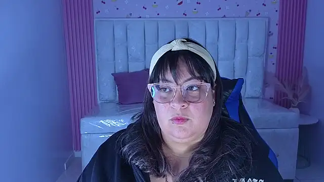 Astrid1 s online show from March 7, 2026, 3:46 am