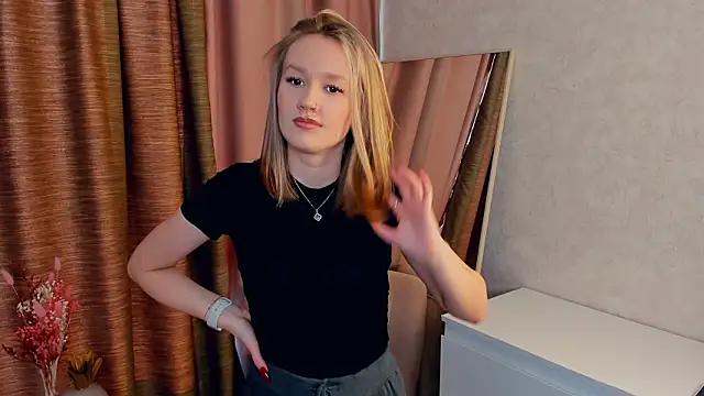 CelsaDelucia online show from March 10, 2026, 7:34 am