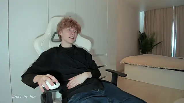 Wawesuc online show from April 22, 2026, 9:49 am