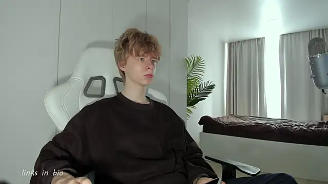 Wawesuc online show from March 28, 2026, 4:02 am