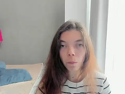 LikaAeiston1 online show from June 13, 2026, 5:16 am