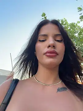 RaniaSnow online show from July 24, 2026, 3:46 am