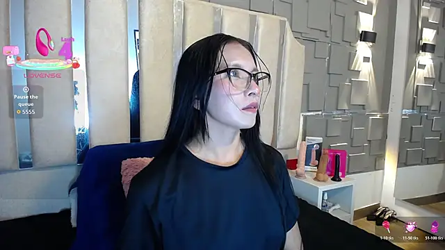 Chloe16  online show from May 7, 2026, 9:07 pm